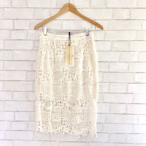 4 Love and Liberty Embroided Skirt Size S